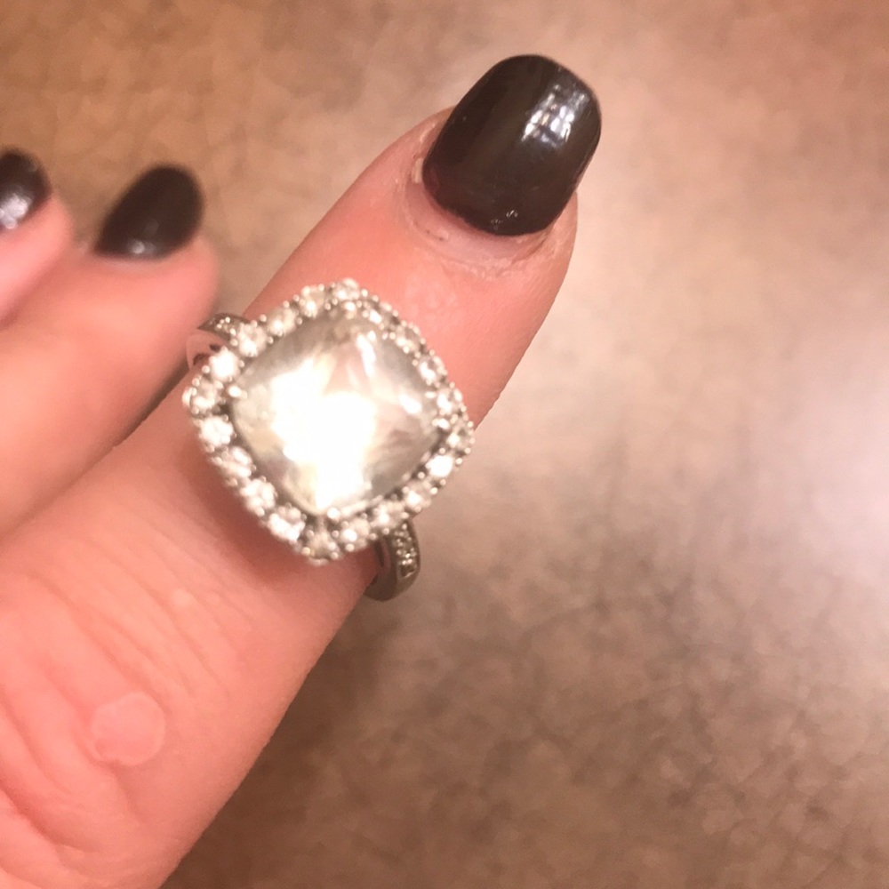 Quartz ring